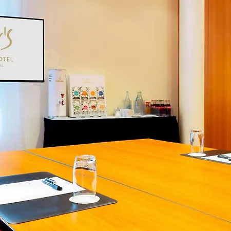 Victor's Residenz-hotel 호텔 4*