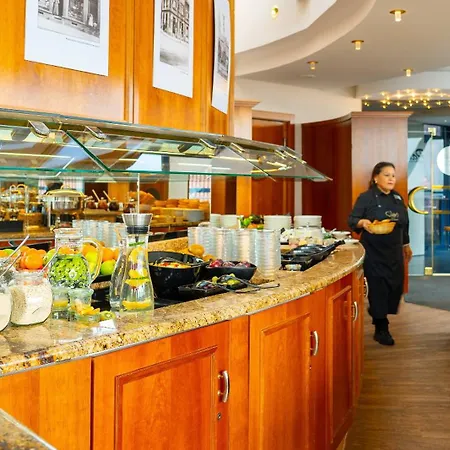 Victor's Residenz-hotel Hotel 4*