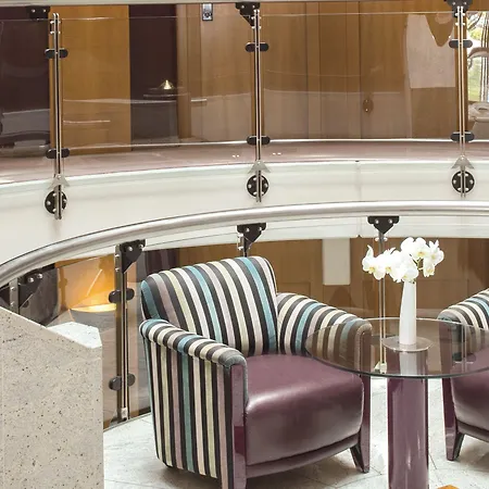 弗兰肯塔尔维克多的宫殿酒店 酒店 4*