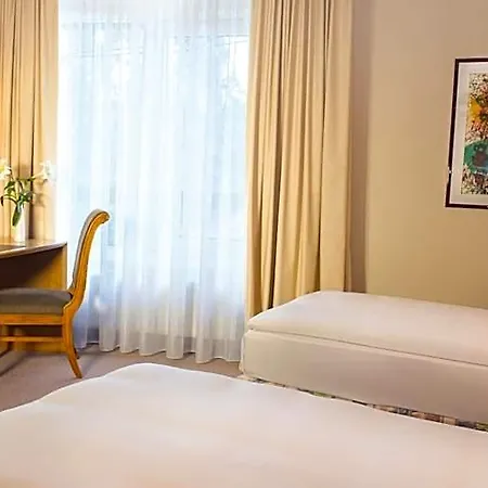 Victor's Residenz-hotel 4* 프랑켄탈