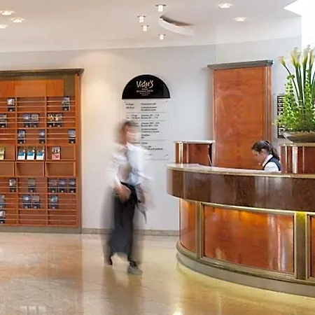 Victor's Residenz-hotel 4*