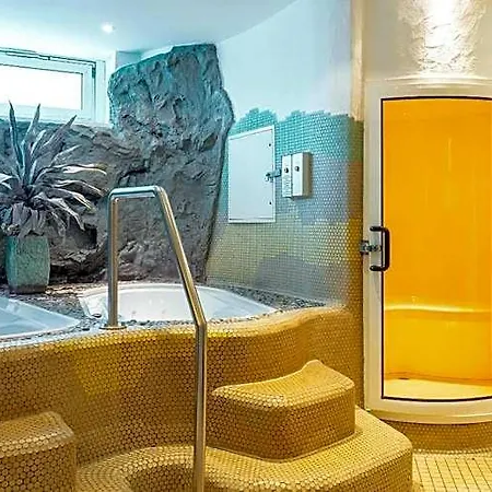 Victor's Residenz-hotel 호텔