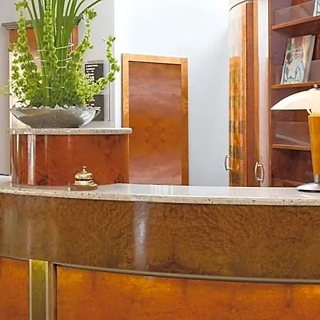 Victor's Residenz-hotel 호텔 4*