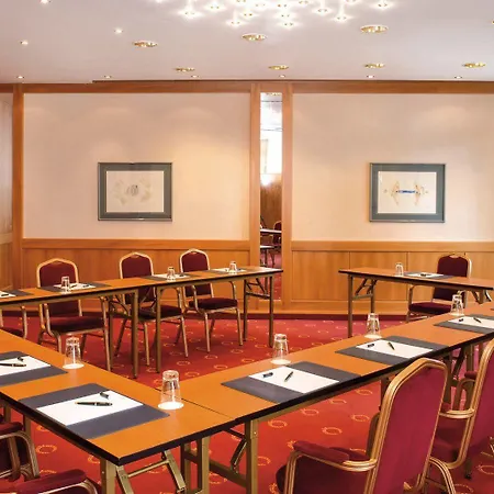 Hotel Victor's Residenz-hotel 4*