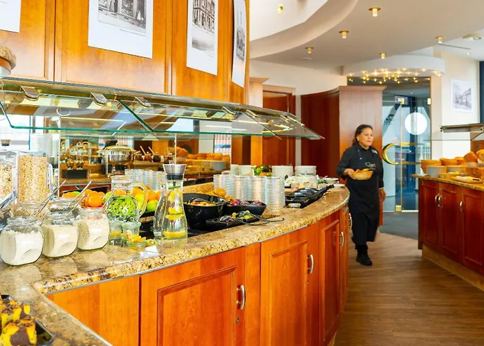 Victor's Residenz-hotel Hotel 4*